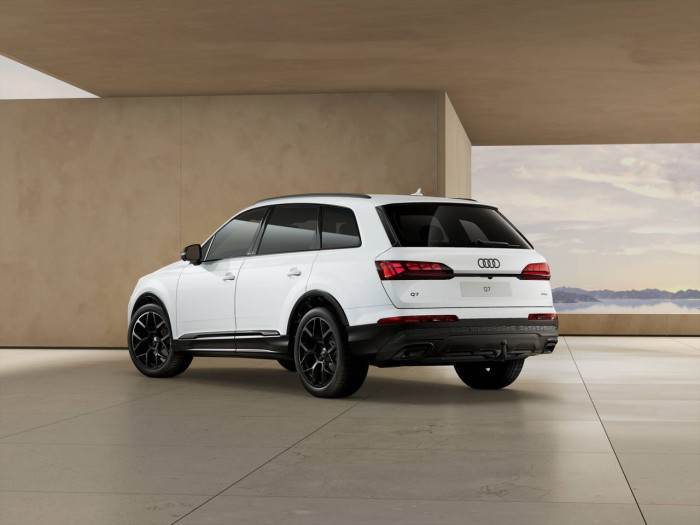 Audi Q7 SUV 50 Sline Quattro 8TT 3,0TDI / 210kW na operativní leasing