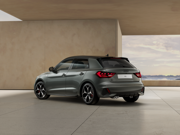 Audi Q3 Sportback S line 40 TDI 142 kW quattro na operativní leasing