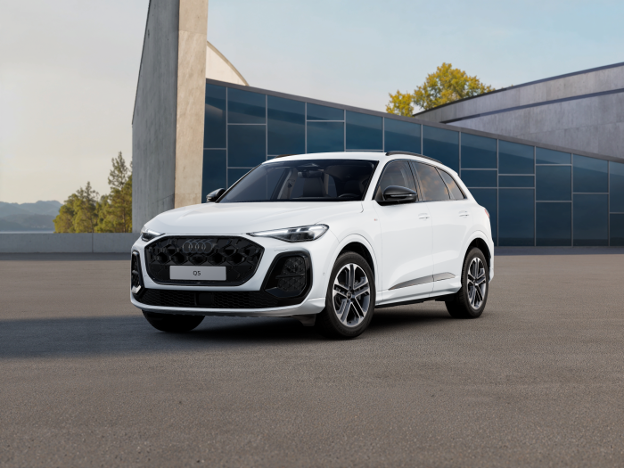 Audi Q5 TDI 150kW quattro STR na operativní leasing