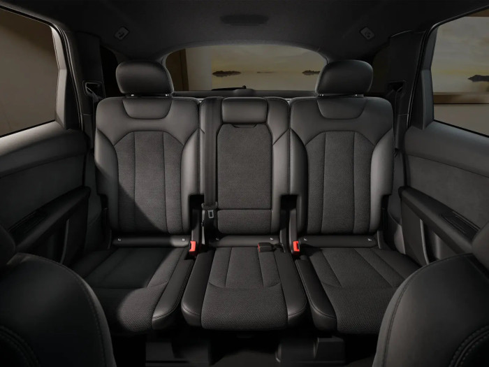Audi Q7 S line 3.0 TDI 210 kW Nafta 4x4 Automatická převodovka na operativní leasing