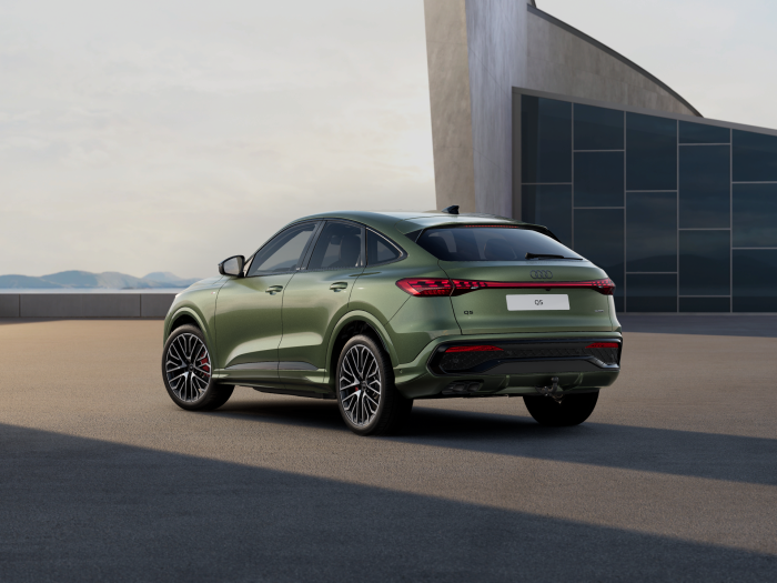 Audi Q3 Sportback S line 40 TDI 142 kW quattro na operativní leasing