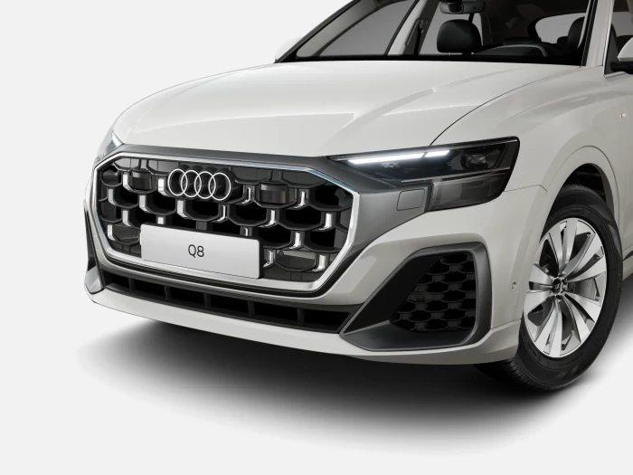 Audi Q8 SUV TDI quattro 170 kW na operativní leasing