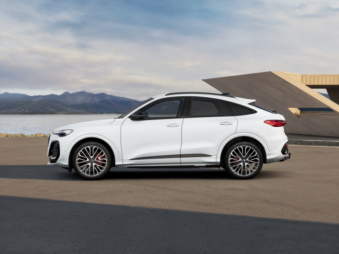 Audi SQ5 Sportback TFSI quattro 270 kW na operativní leasing