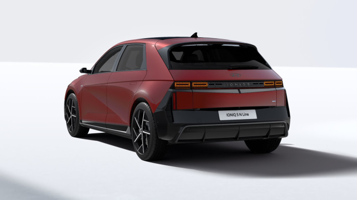 Audi Q3 Sportback S line 40 TDI 142 kW quattro na operativní leasing