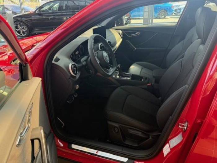 Audi Q2 Sline 35 TFSI Stronic na operativní leasing