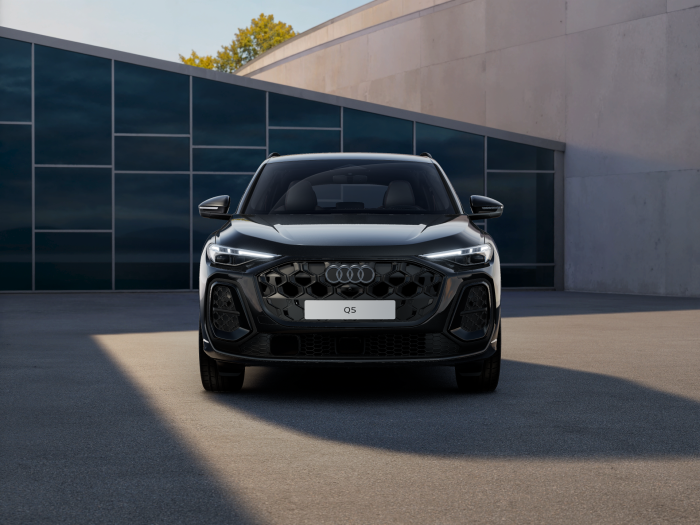 Audi Q5 Sportback e-hybrid quattro 220 kW na operativní leasing