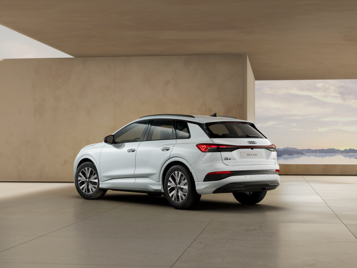 Audi Q4 55 e-tron 250 kW quattro na operativní leasing