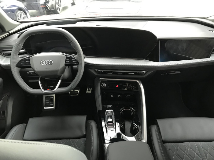 Audi Q5 Quattro ST7 2,0TDI / 150kW na operativní leasing