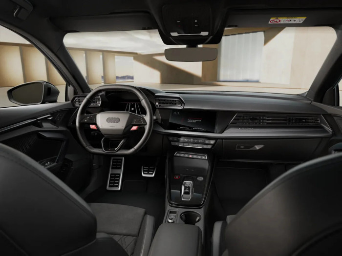 Audi RS3 2.5 TFSI 294 kW Benzín 4x4 Automatická převodovka na operativní leasing