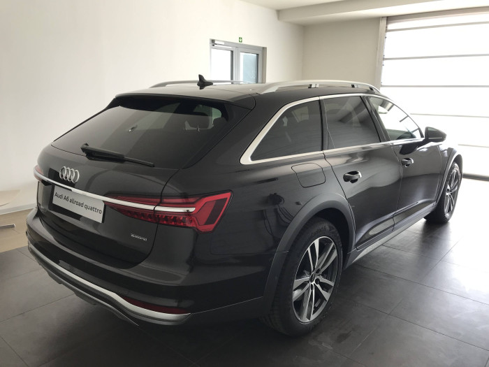 Audi A6 allroad quattro 45 ST7 3,0TDI / 180kW na operativní leasing