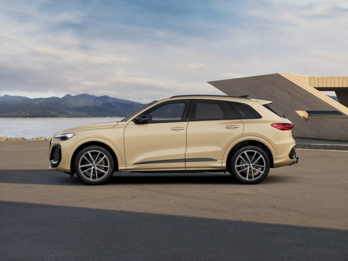 Audi Q5 Quattro ST7 2,0TDI / 150kW na operativní leasing