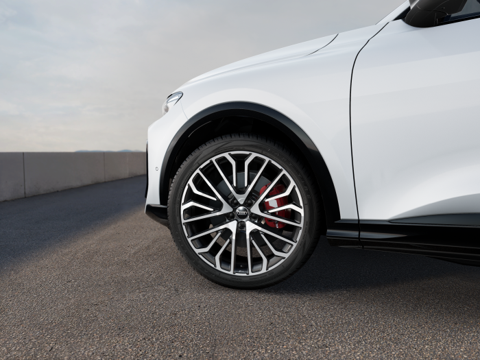 Audi SQ5 TFSI quattro 270 kW na operativní leasing