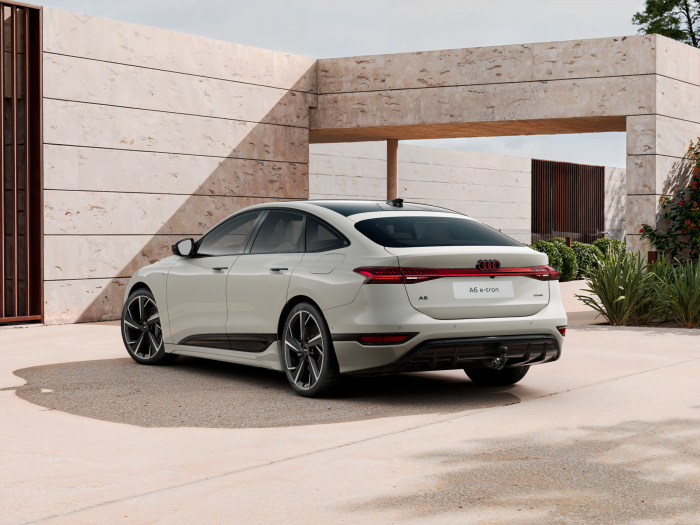 Audi A6 Sportback e-tron quattro na operativní leasing