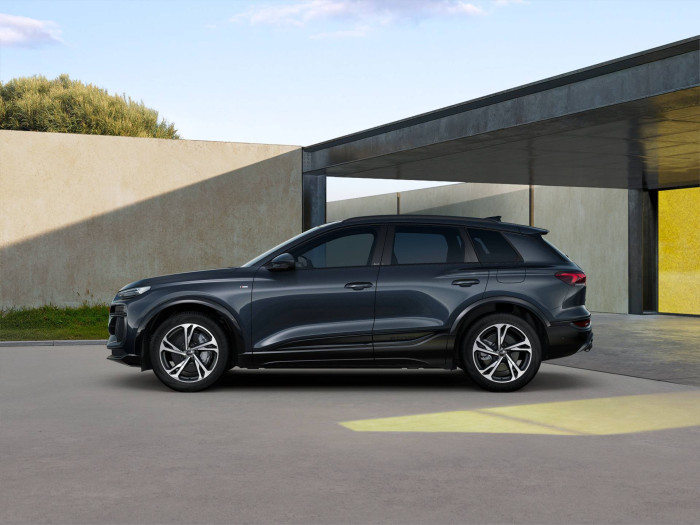 Audi Q6 SUV e-tron quattro 100kWh  / 315kW na operativní leasing