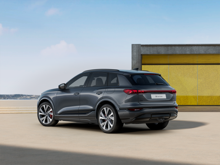 Audi Q3 Sportback S line 40 TDI 142 kW quattro na operativní leasing