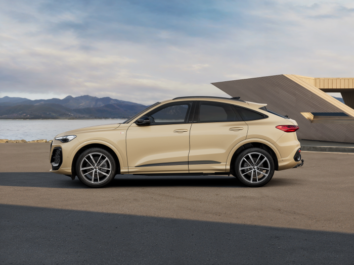 Audi Q3 Sportback S line 40 TDI 142 kW quattro na operativní leasing