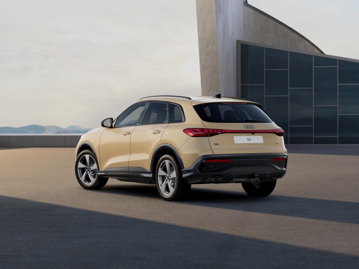 Audi Q3 Sportback S line 40 TDI 142 kW quattro na operativní leasing