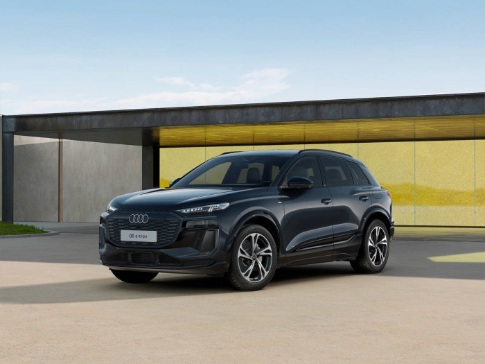 Audi Q6 SUV e-tron quattro 100kWh  / 315kW na operativní leasing