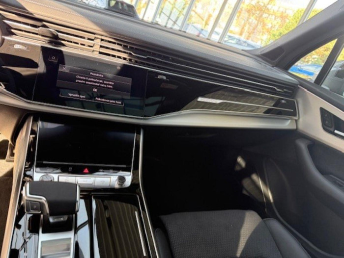 Audi Q7 Sline TDI 210kW quattro tiptronic na operativní leasing