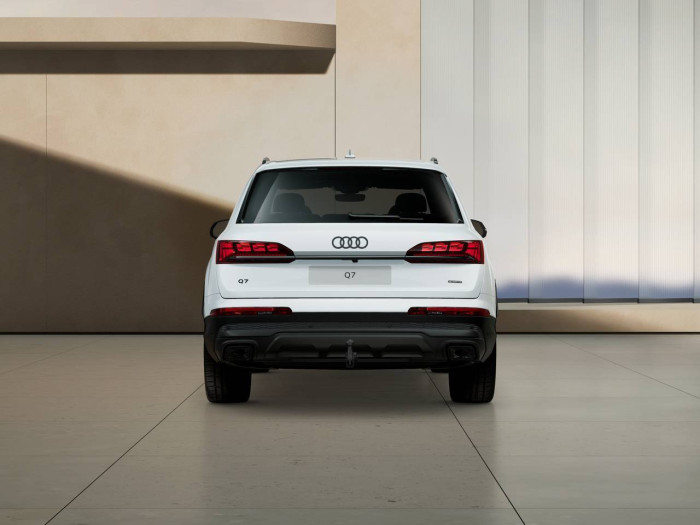 Audi Q7 SUV 50 Sline Quattro 8TT 3,0TDI / 210kW na operativní leasing