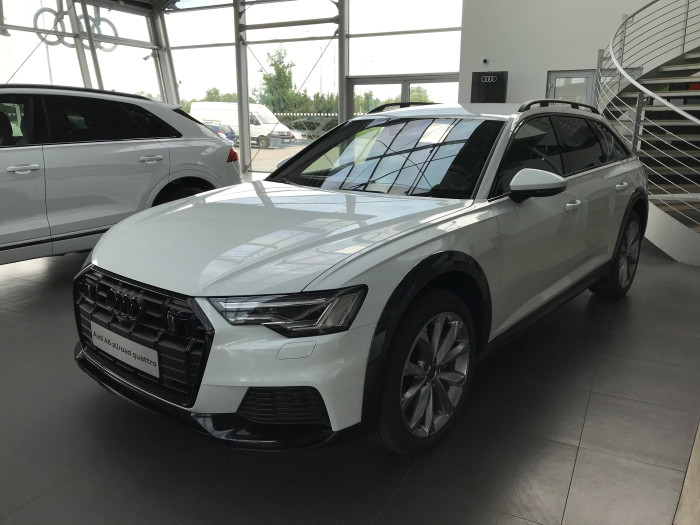Audi A6 allroad quattro 45 ST7 3,0TDI / 180kW na operativní leasing