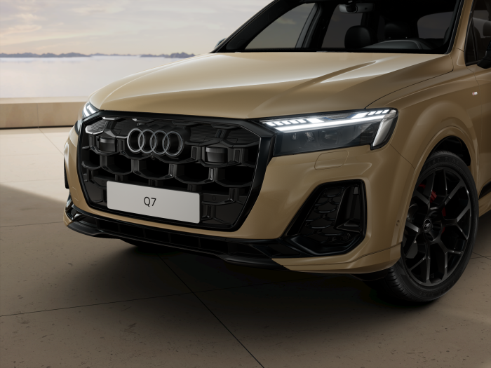 Audi Q7 SUV S line TDI quattro 210 kW na operativní leasing
