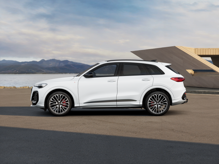Audi Q5 TDI quattro 150 kW na operativní leasing