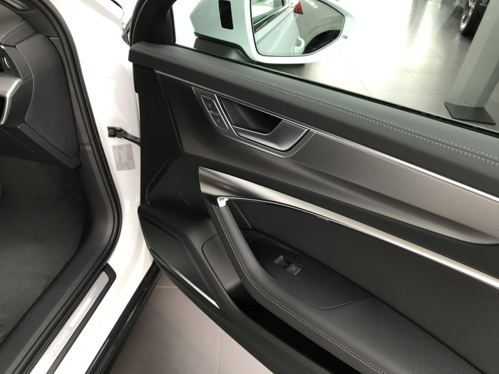 Audi A6 allroad quattro 45 ST7 3,0TDI / 180kW na operativní leasing