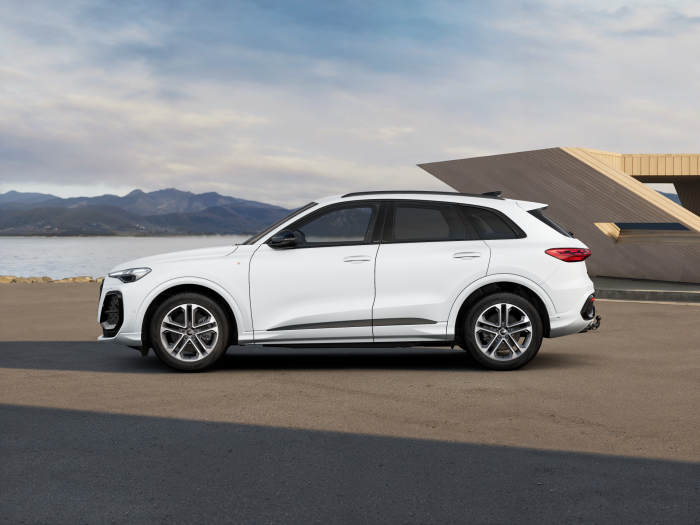 Audi Q3 Sportback S line 40 TDI 142 kW quattro na operativní leasing