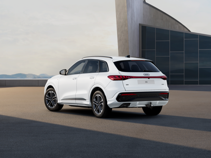 Audi Q3 Sportback S line 40 TDI 142 kW quattro na operativní leasing