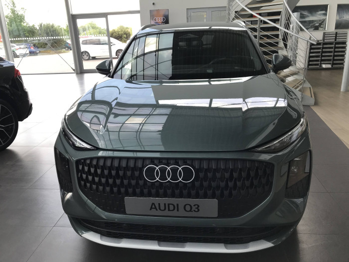 Audi Q3 quattro ST7 2,0TFSI / 150kW na operativní leasing