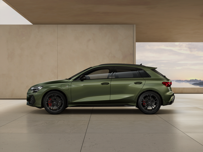 Audi Q3 Sportback S line 40 TDI 142 kW quattro na operativní leasing