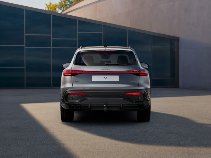 Audi Q5 TDI quattro 150 kW na operativní leasing
